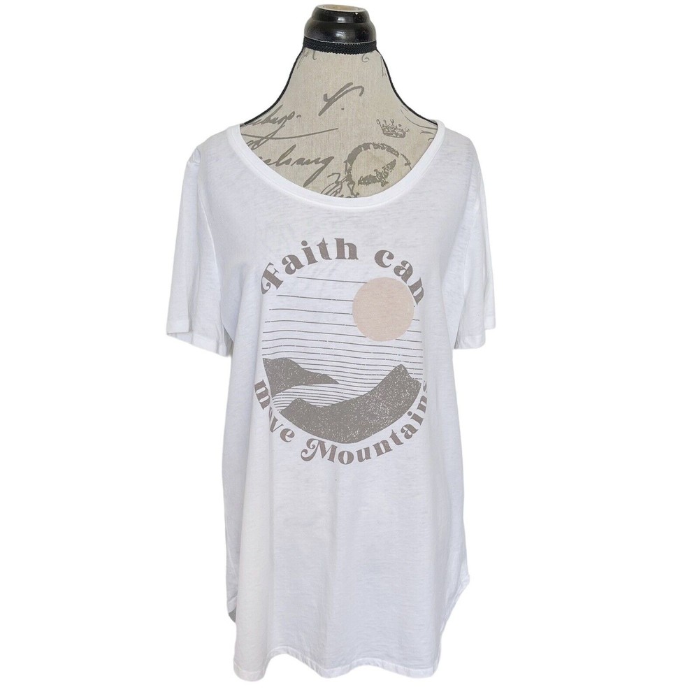 Maurices Womens Blouse Shirt Short Sleeve Size Plus 0X Graphic Tee White Knit